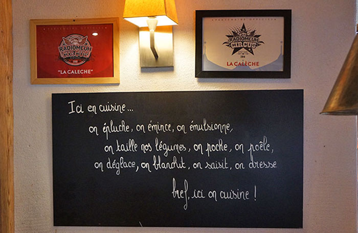 service midi à minuit crêpes glaces repas savoyard et cuisine traditionnelle